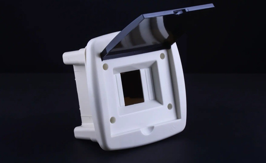 لوحه داخل 4 خط قاعده ووجه بلاستيك الوسام