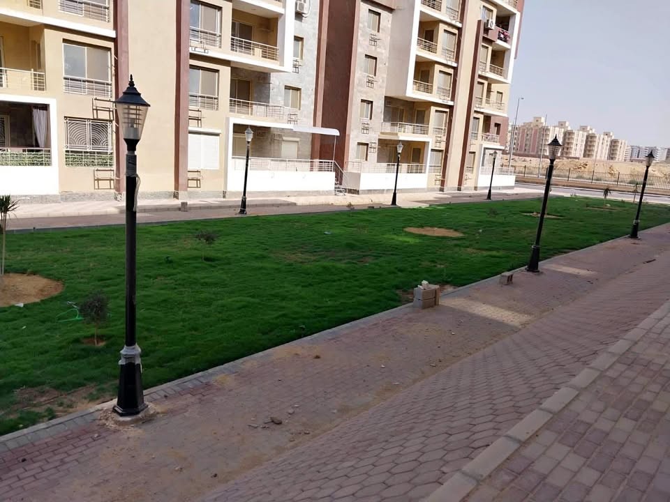 شقة للبيع في دار مصر الأندلس –المرحلة التانية التجمع الخامس موقع مميز جدًا أمام هايد بارك وعلى شارع